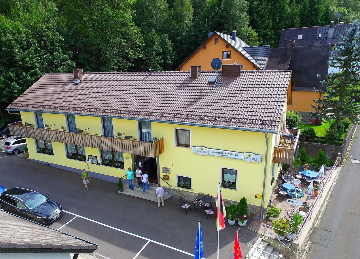 Landgasthof/Landhaus Waldlust Бишофсгрюн Экстерьер фото